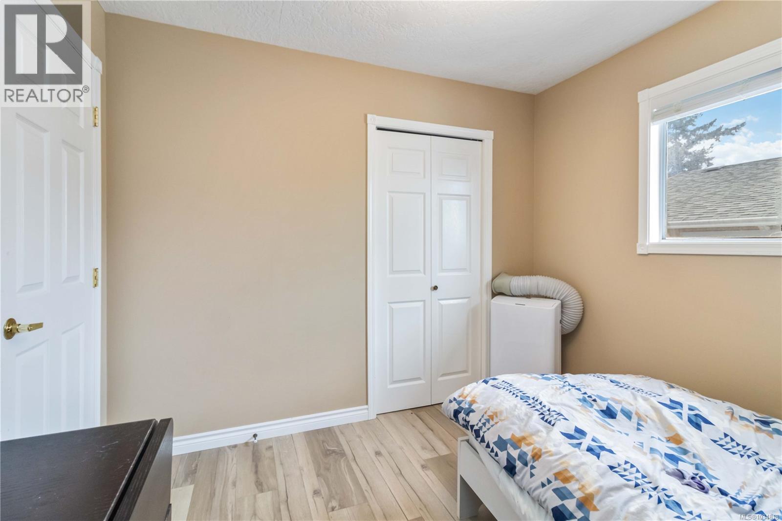 886 Lodi Ave - 26