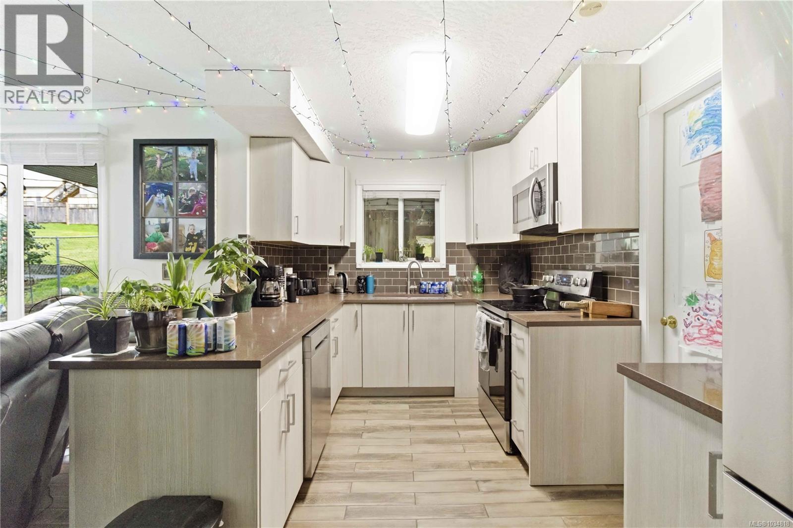 886 Lodi Ave - 32