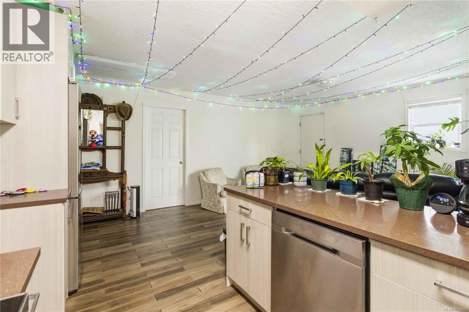 886 Lodi Ave - 33