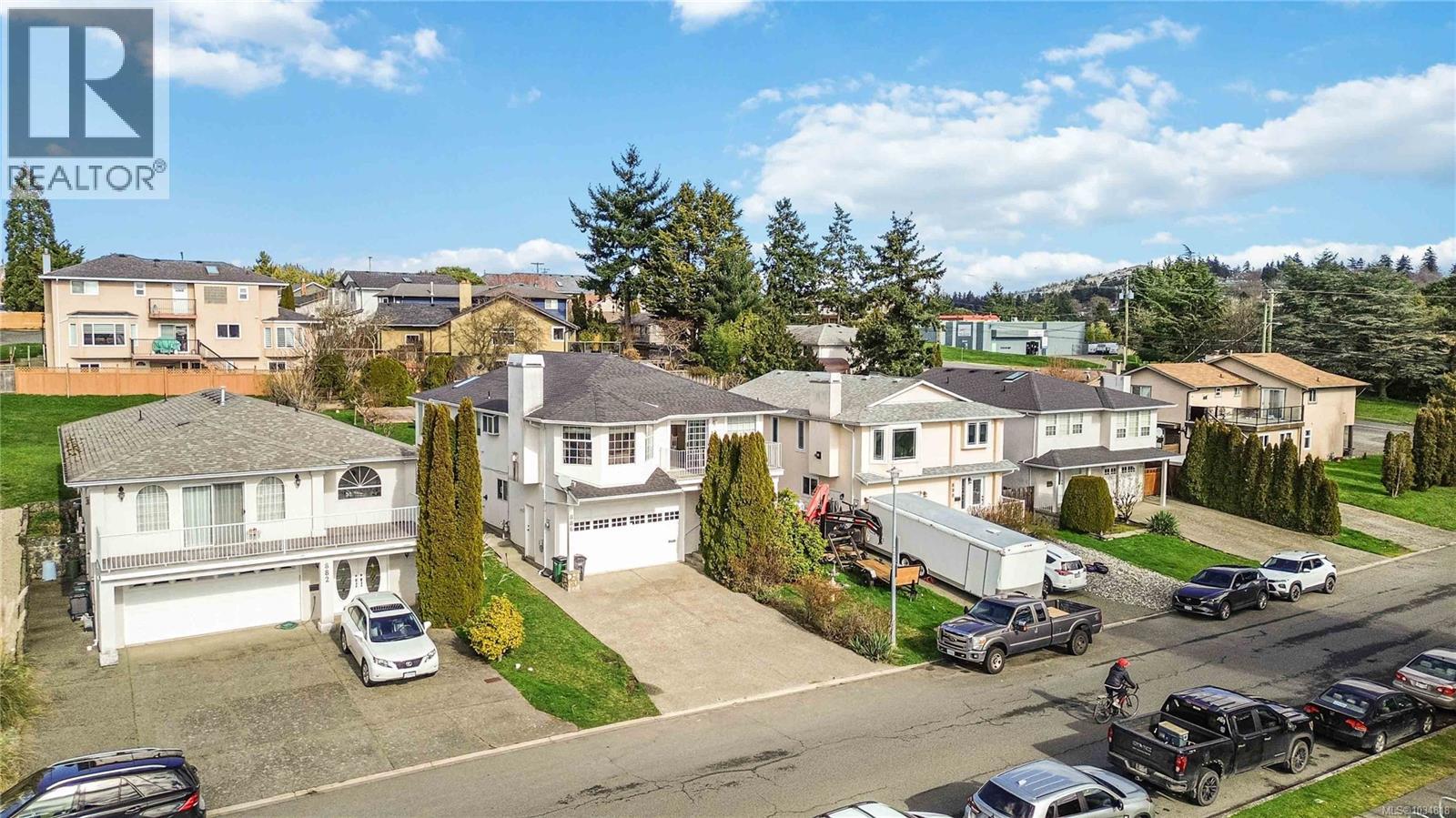 886 Lodi Ave - 47