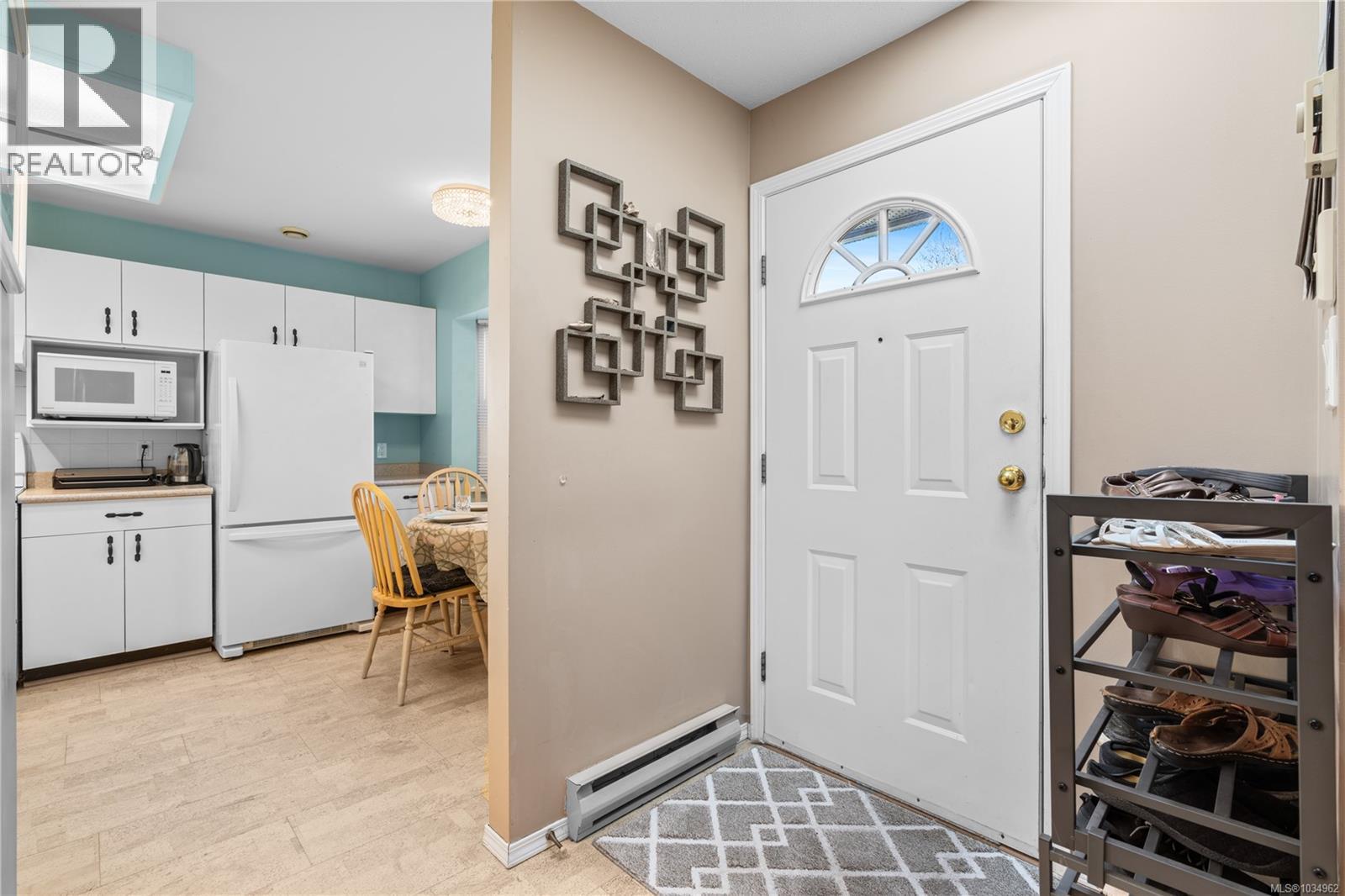 #20 4120 Interurban Rd - 26