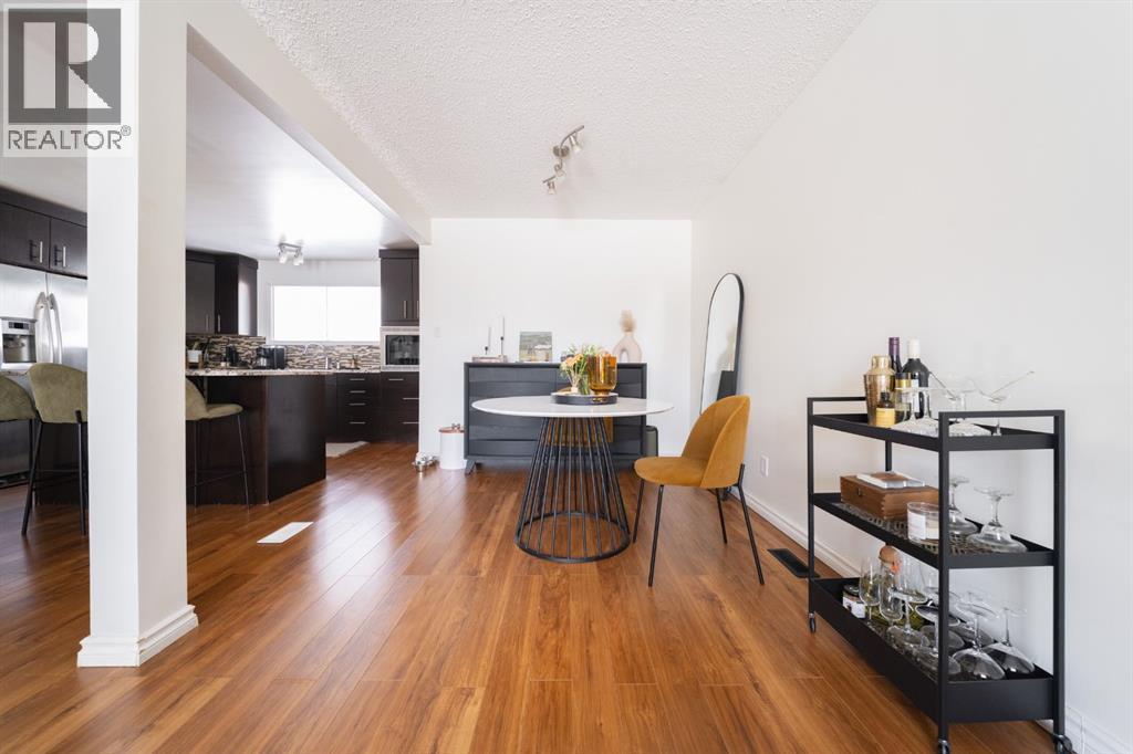453 Signal Road - 10