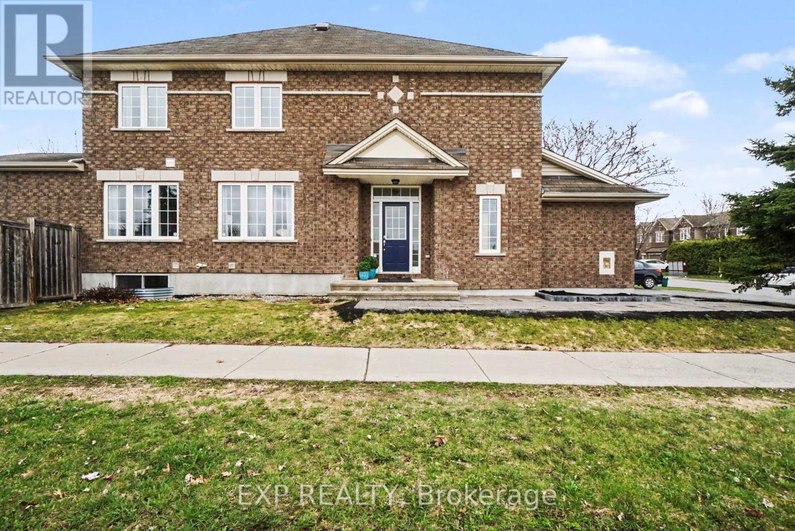 2100 MELETTE CRESCENT - 34