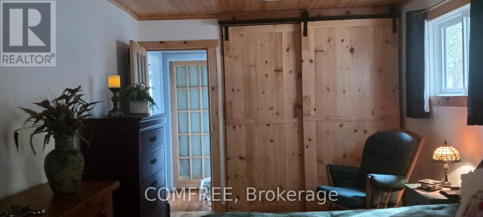1005 HOYLE LANE W - 24
