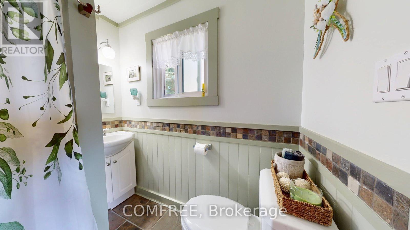 1005 HOYLE LANE W - 27