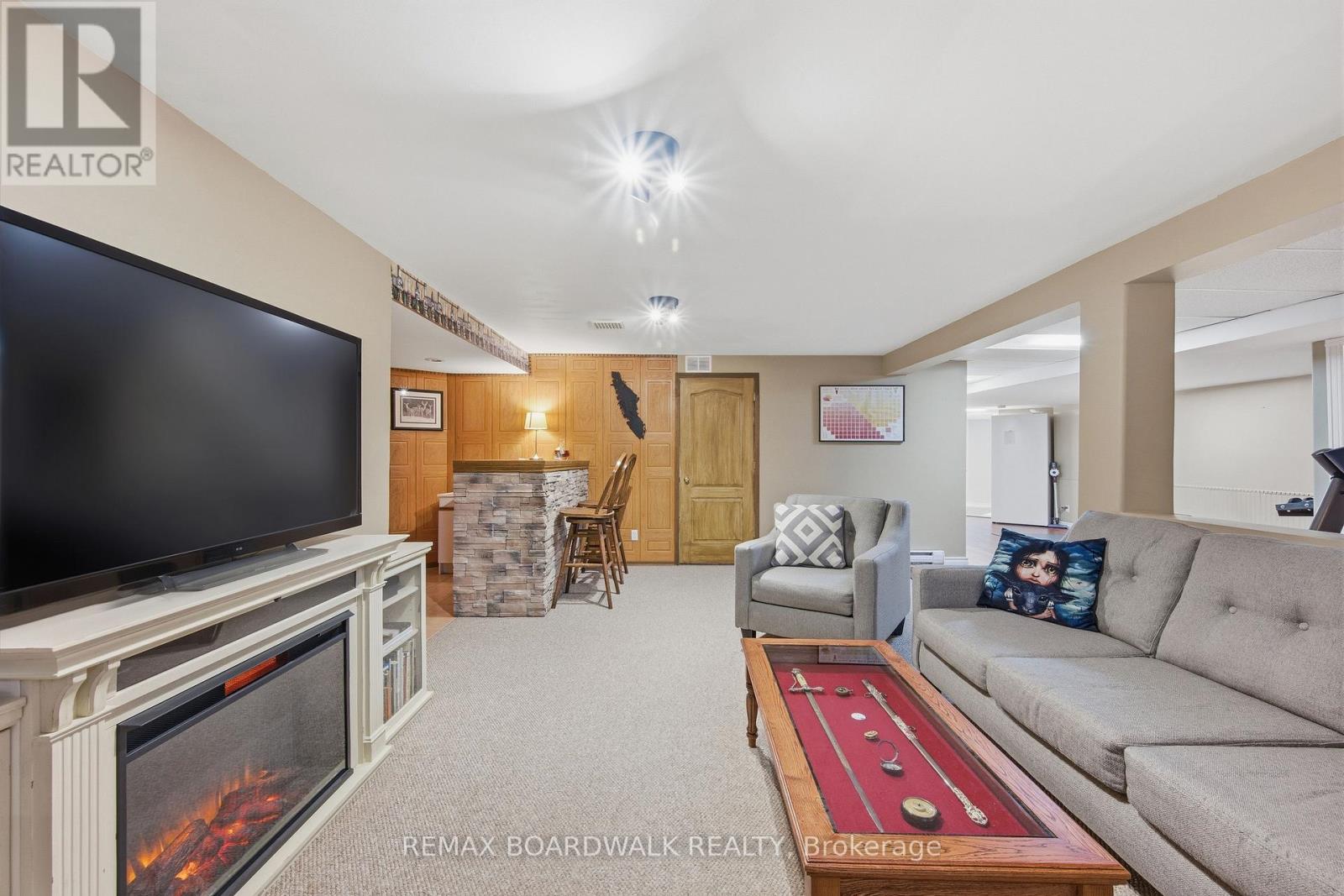 15 BIRCH DRIVE - 45