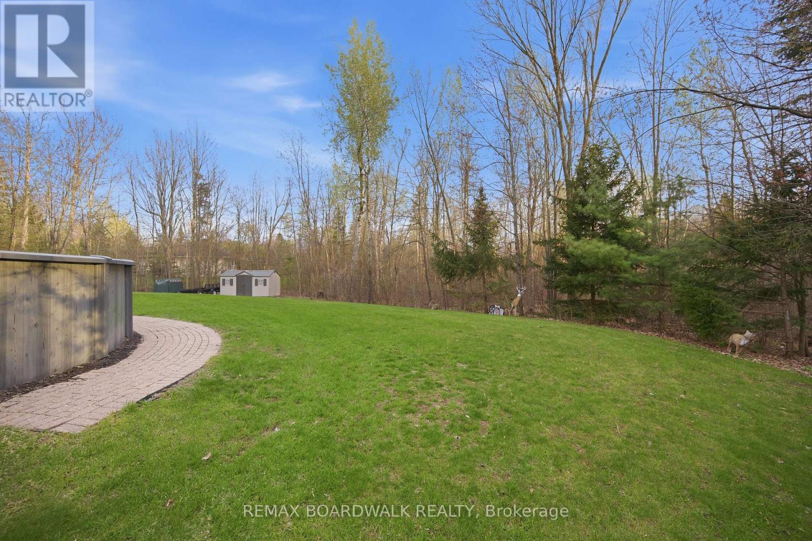15 BIRCH DRIVE - 9