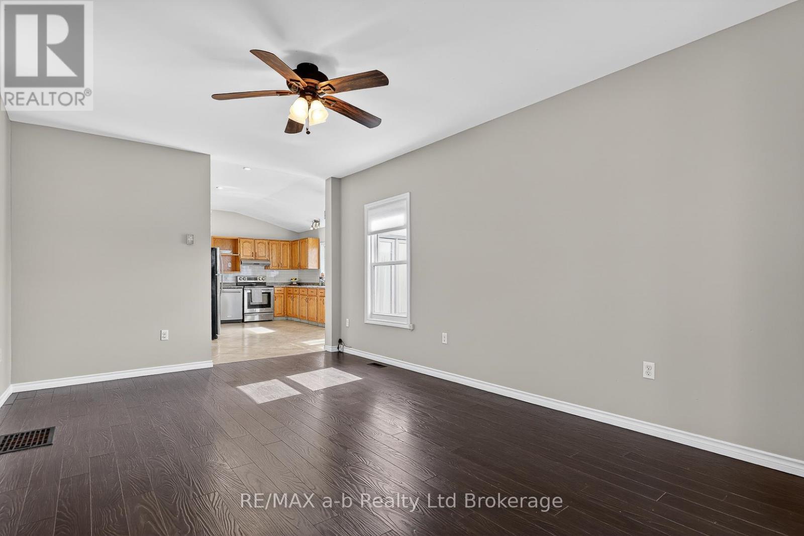 191 WHITING STREET - 21