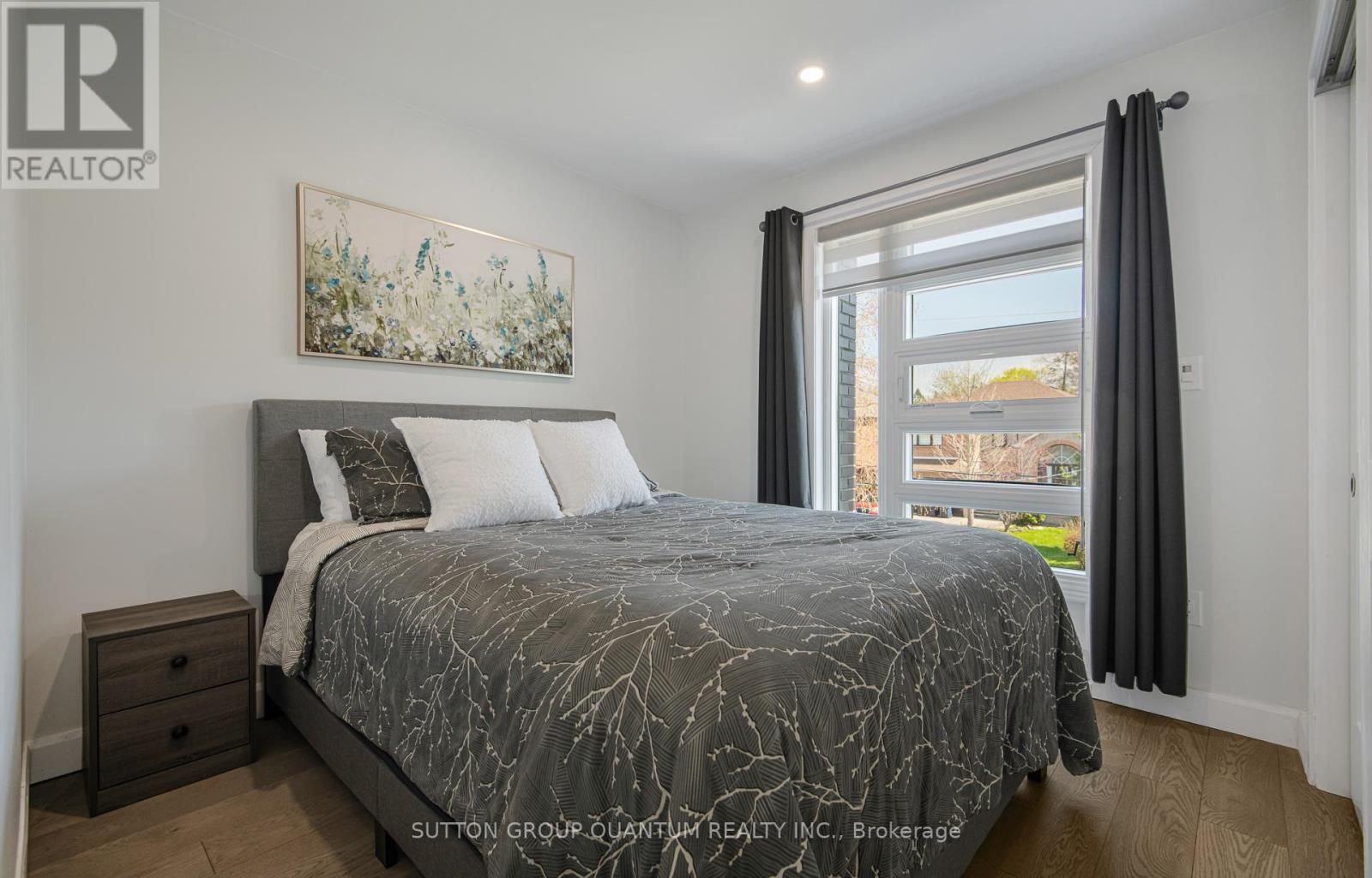 46 JOPLING AVENUE N - 34