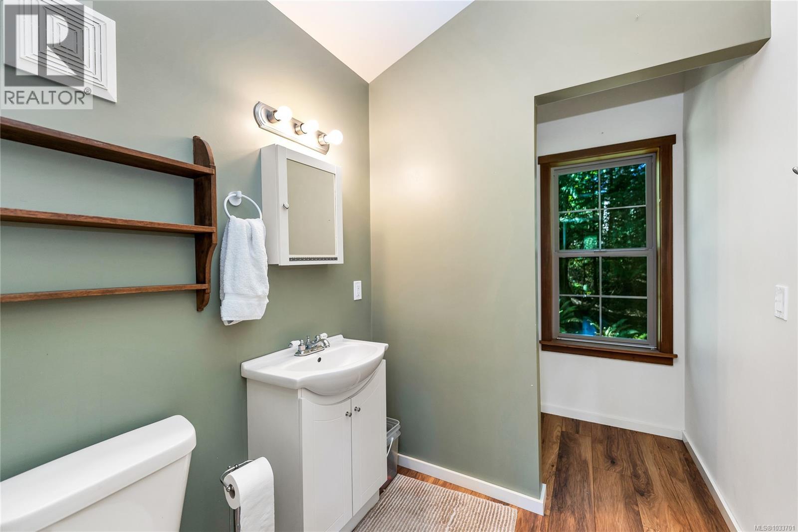 490 Rainbow Rd - 7