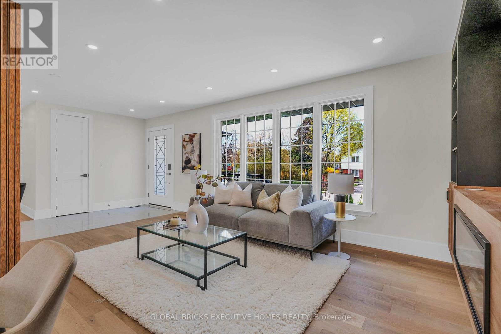 307 LEES LANE - 21