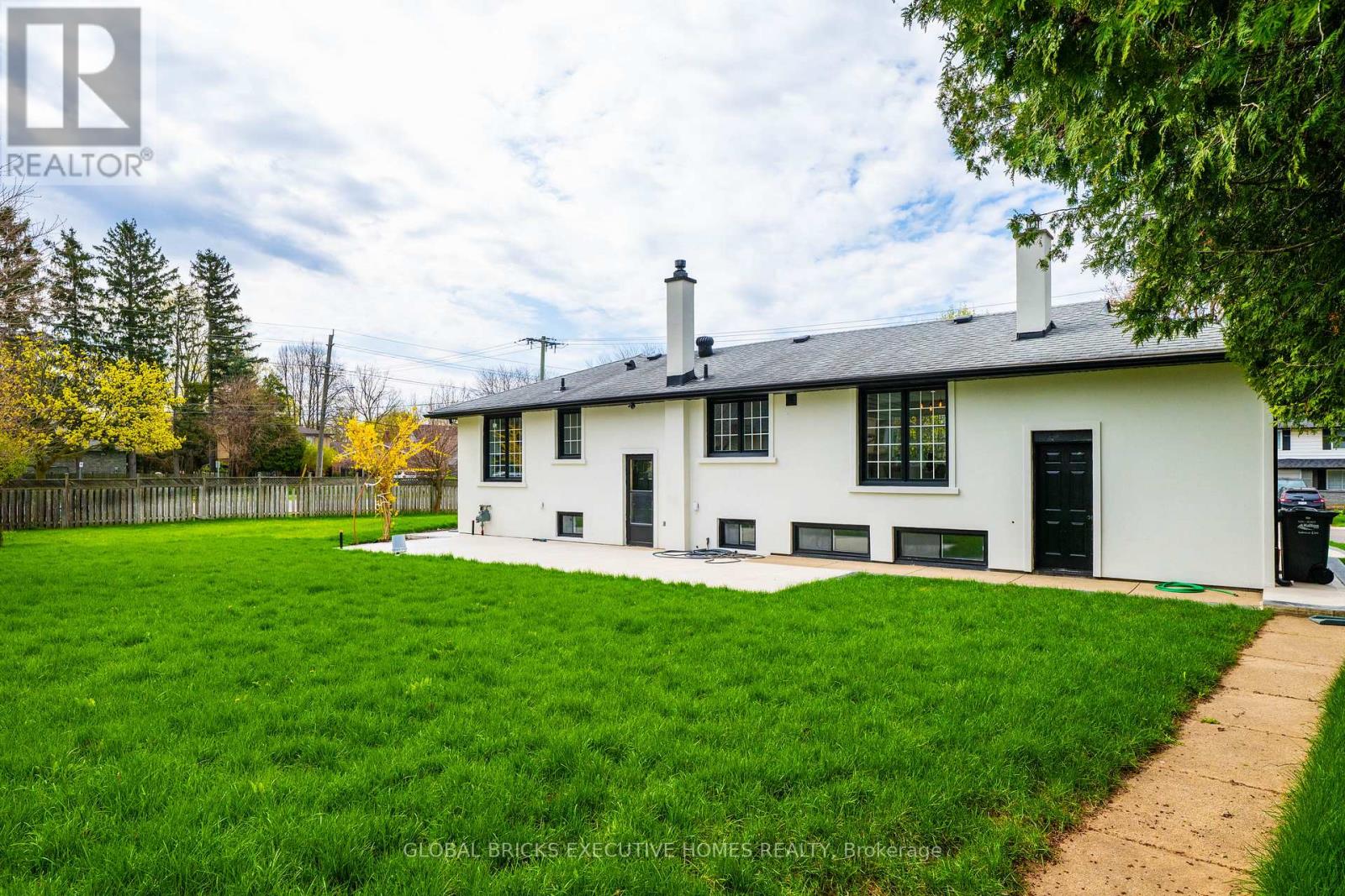307 LEES LANE - 48