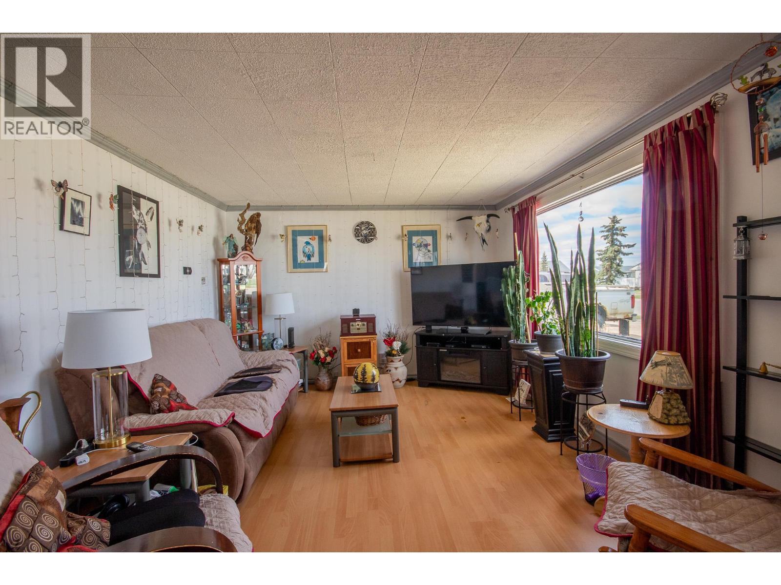 1217 115 Avenue - 5