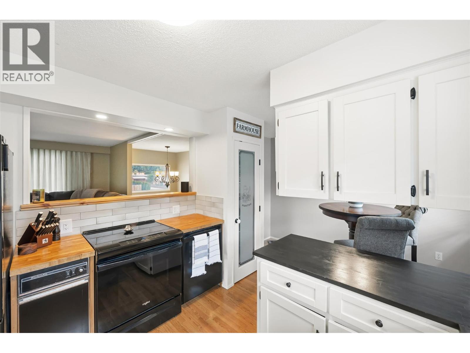 617 3RD Avenue, Keremeos