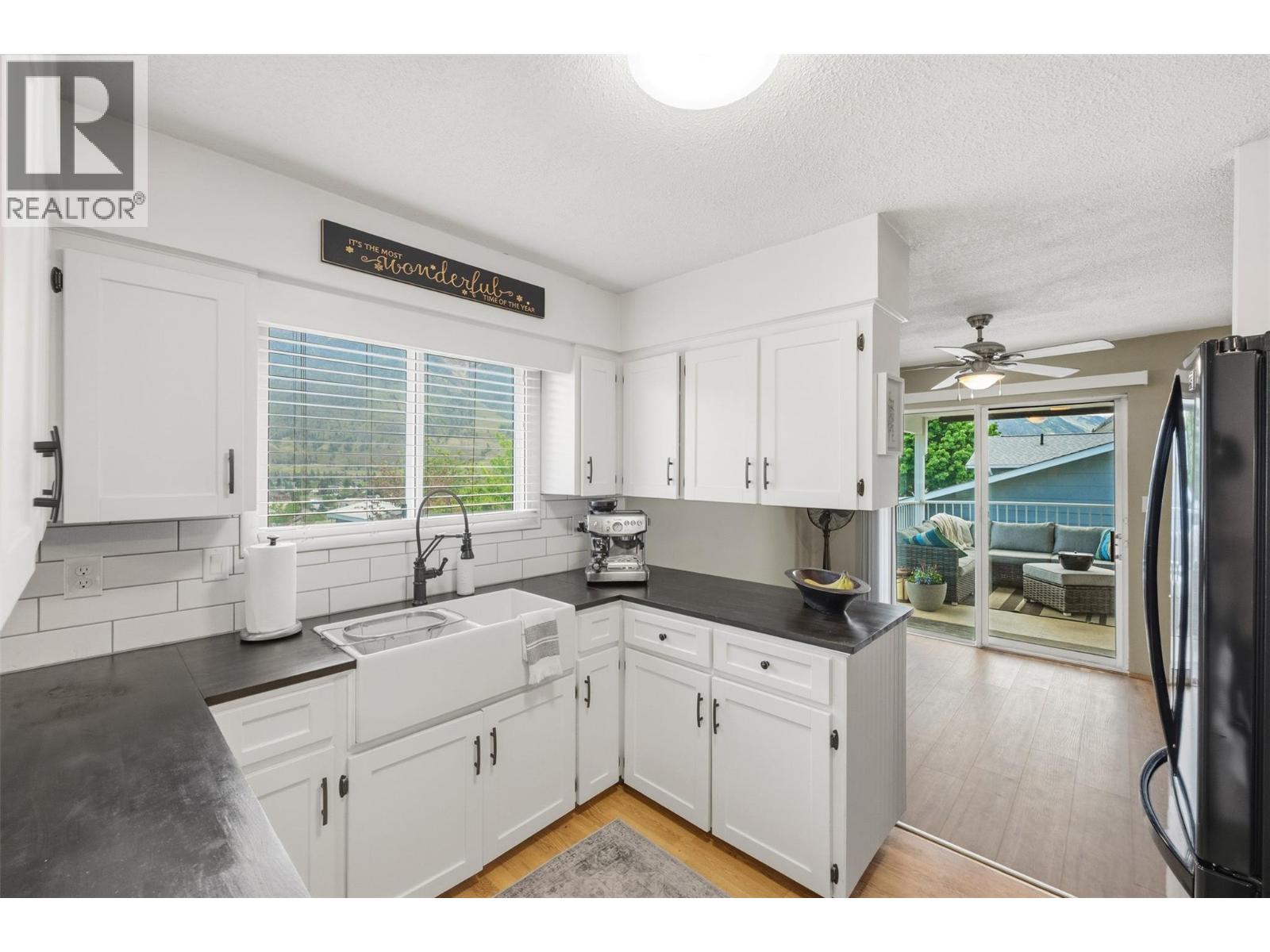 617 3RD Avenue, Keremeos