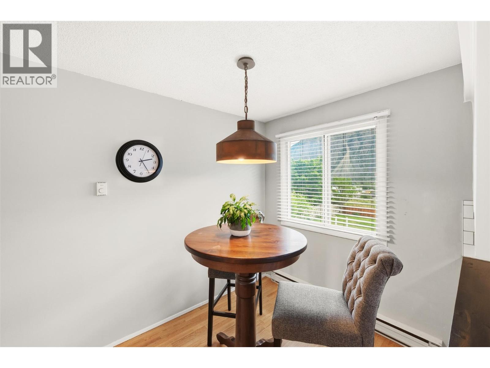 617 3RD Avenue, Keremeos