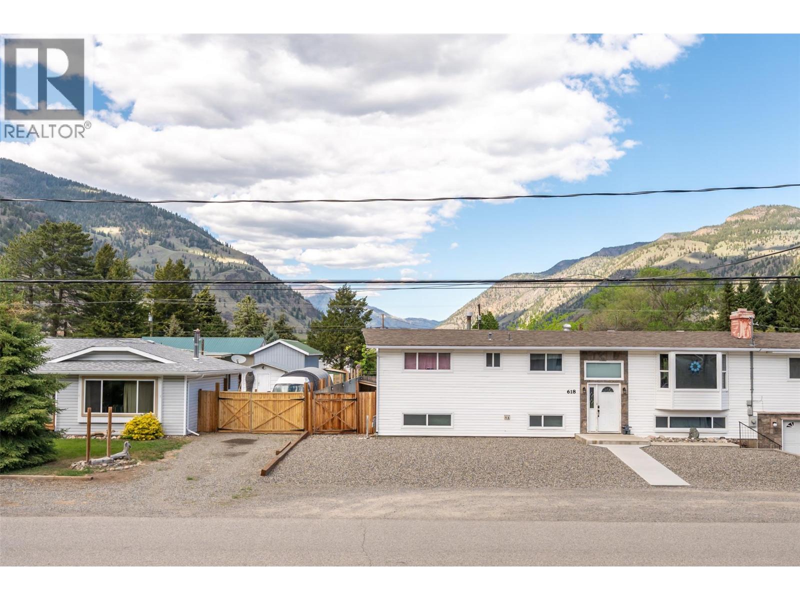 617 3RD Avenue, Keremeos