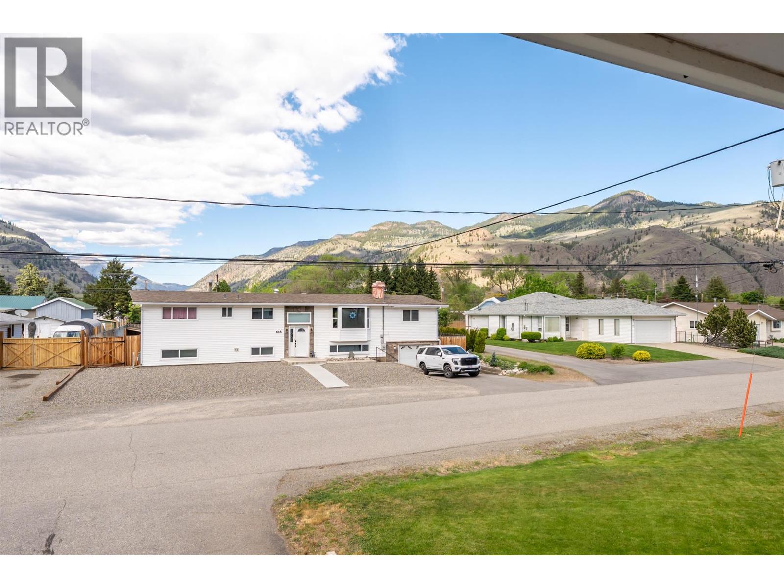 617 3RD Avenue, Keremeos