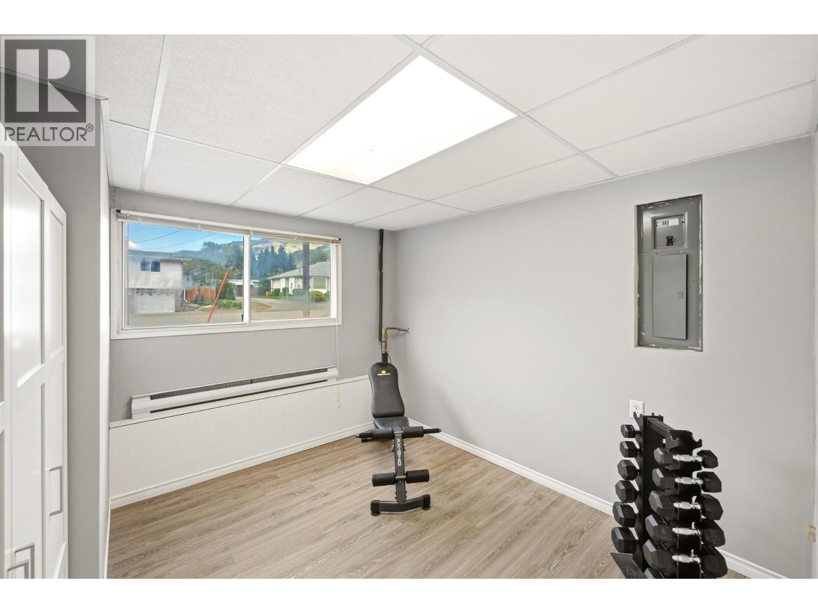 617 3RD Avenue, Keremeos