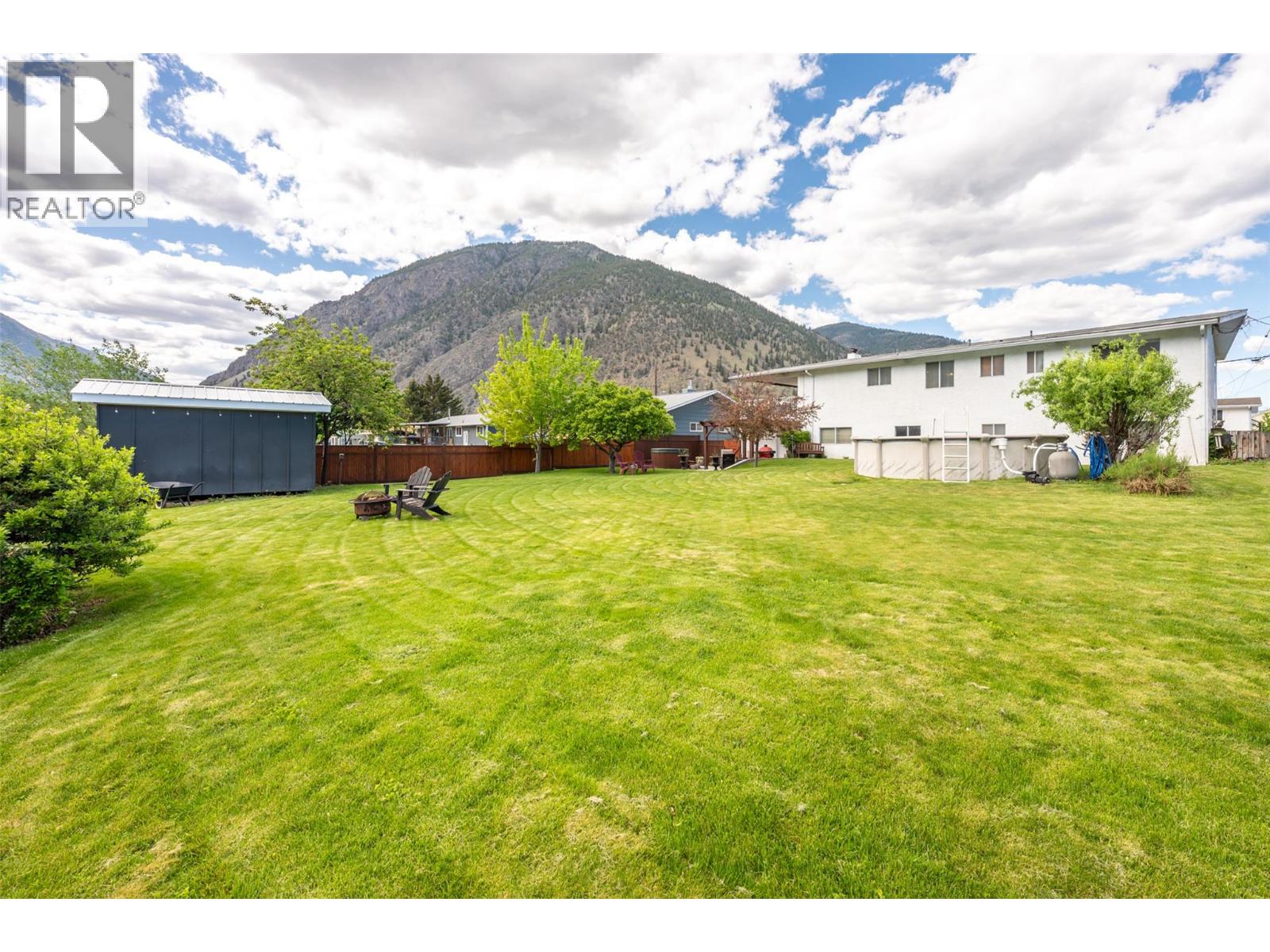 617 3RD Avenue, Keremeos