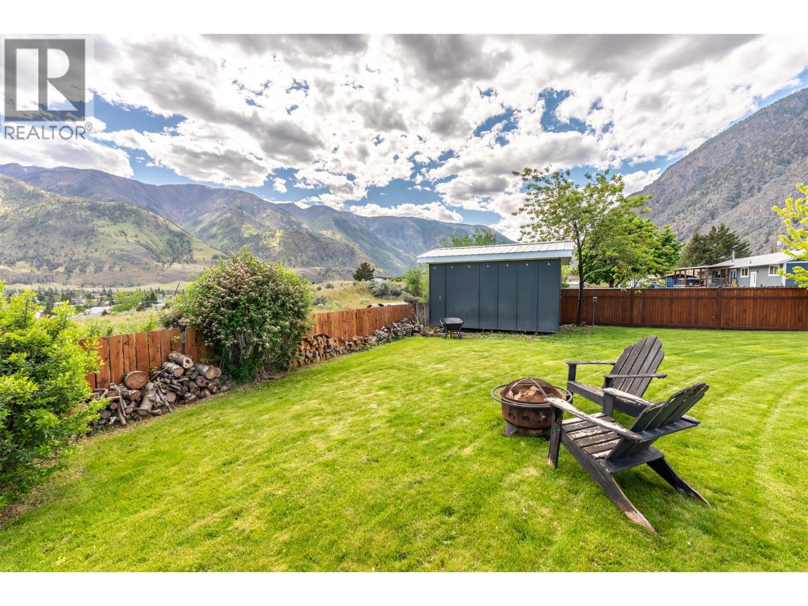 617 3RD Avenue, Keremeos