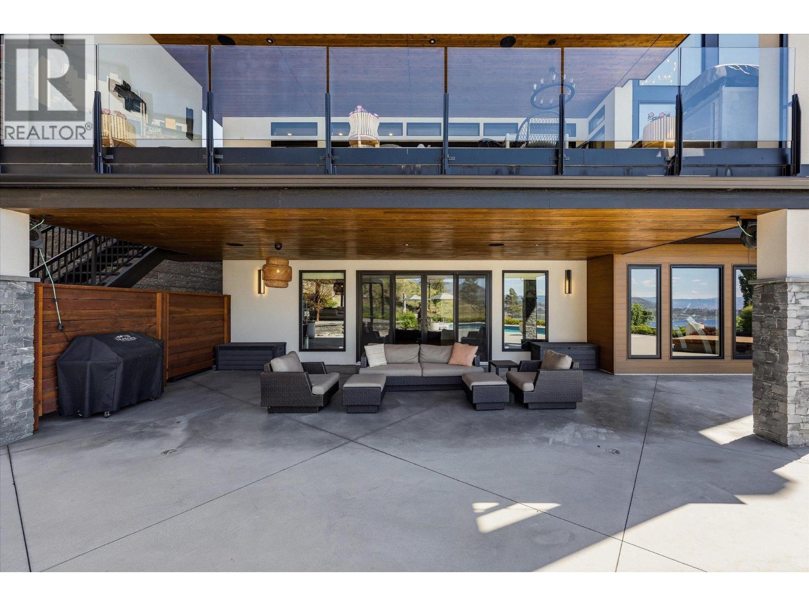 752 Highpointe Place, Kelowna
