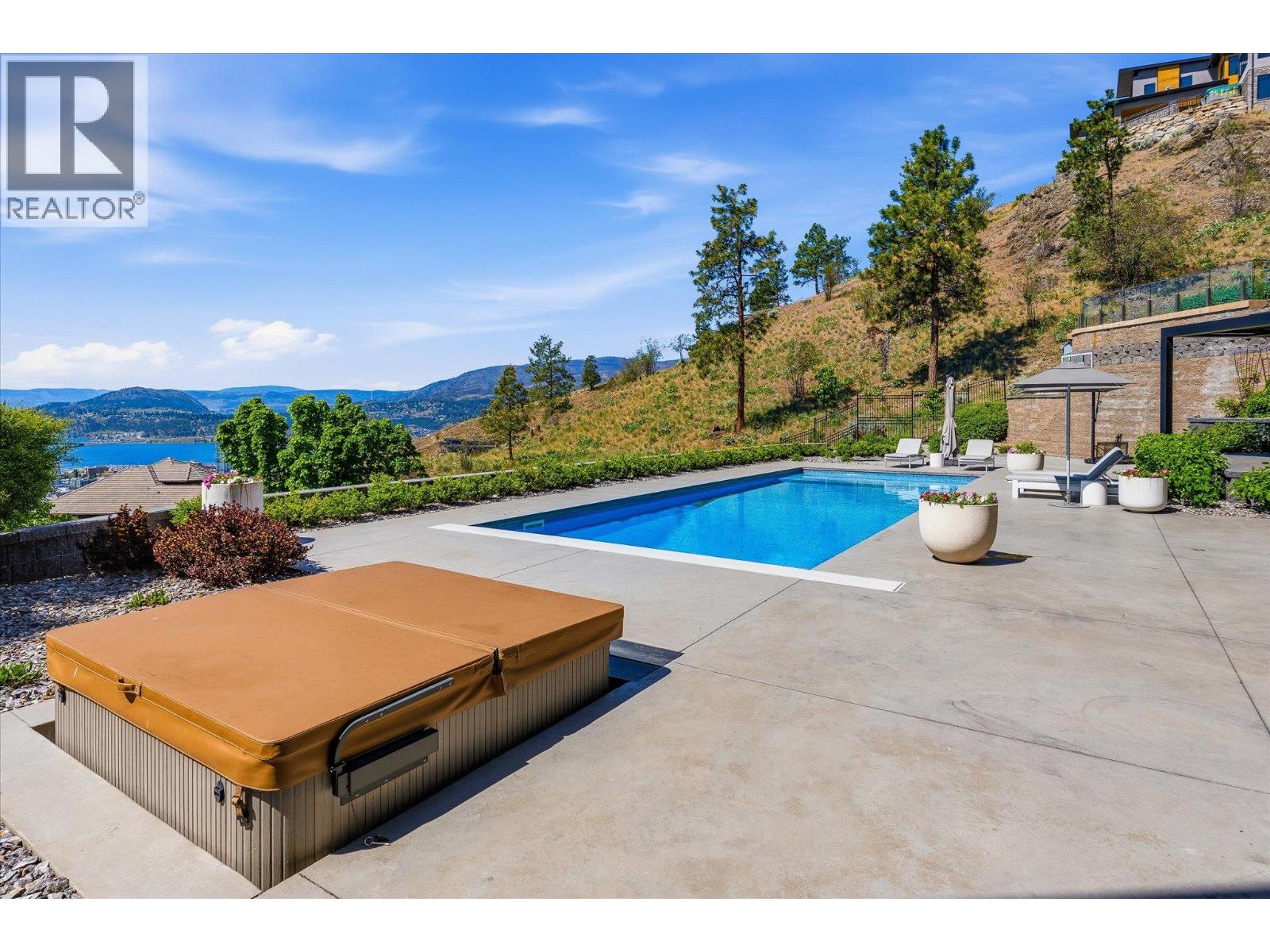 752 Highpointe Place, Kelowna