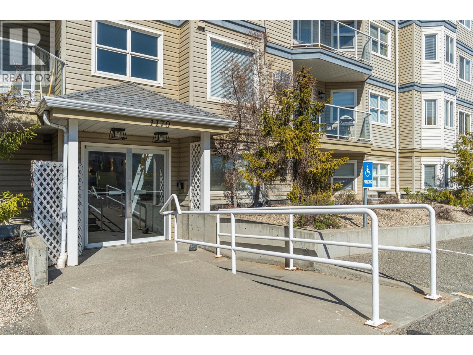 #411 1170 HUGH ALLAN Drive - 4