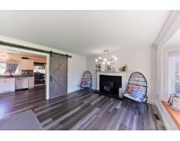 9454 213 Street, Langley, BC V1M1T2 Photo 9