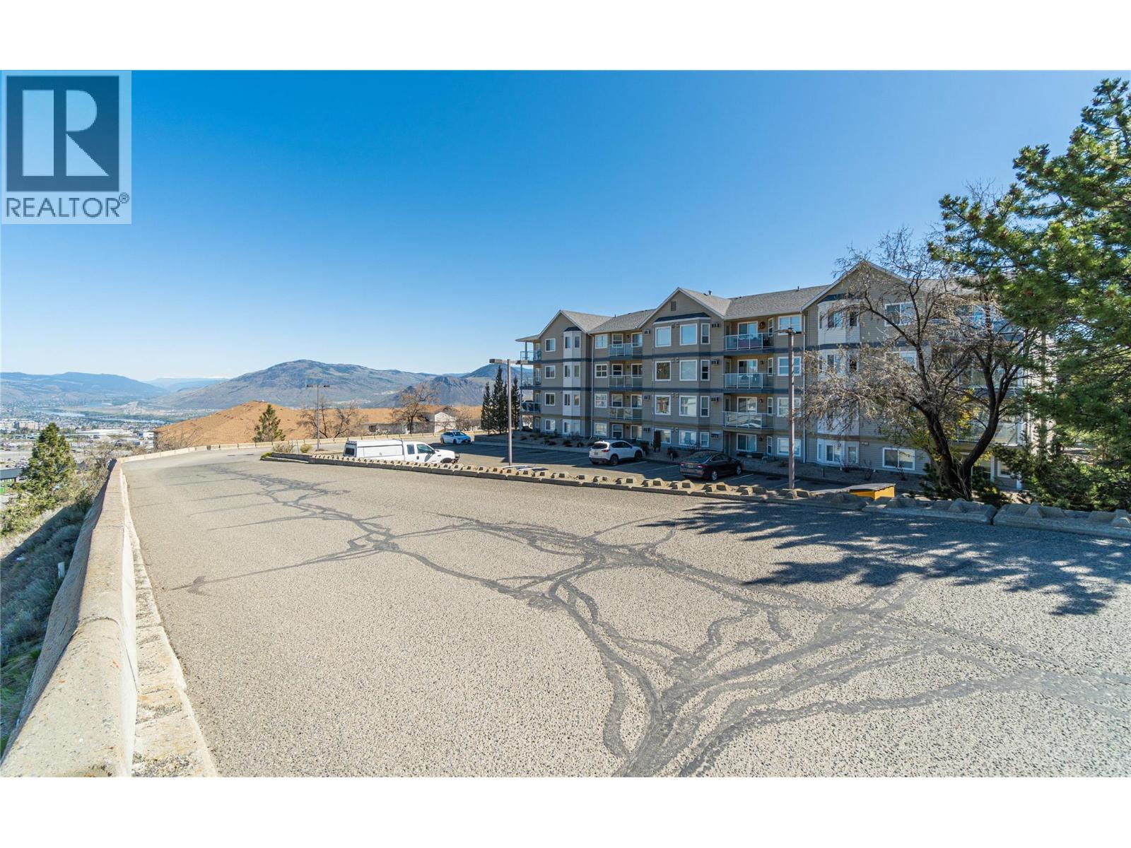 #217 1170 HUGH ALLAN Drive - 15