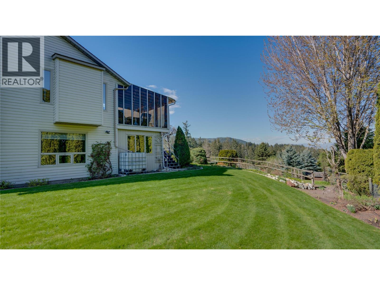 5360 Learmouth Road - 10
