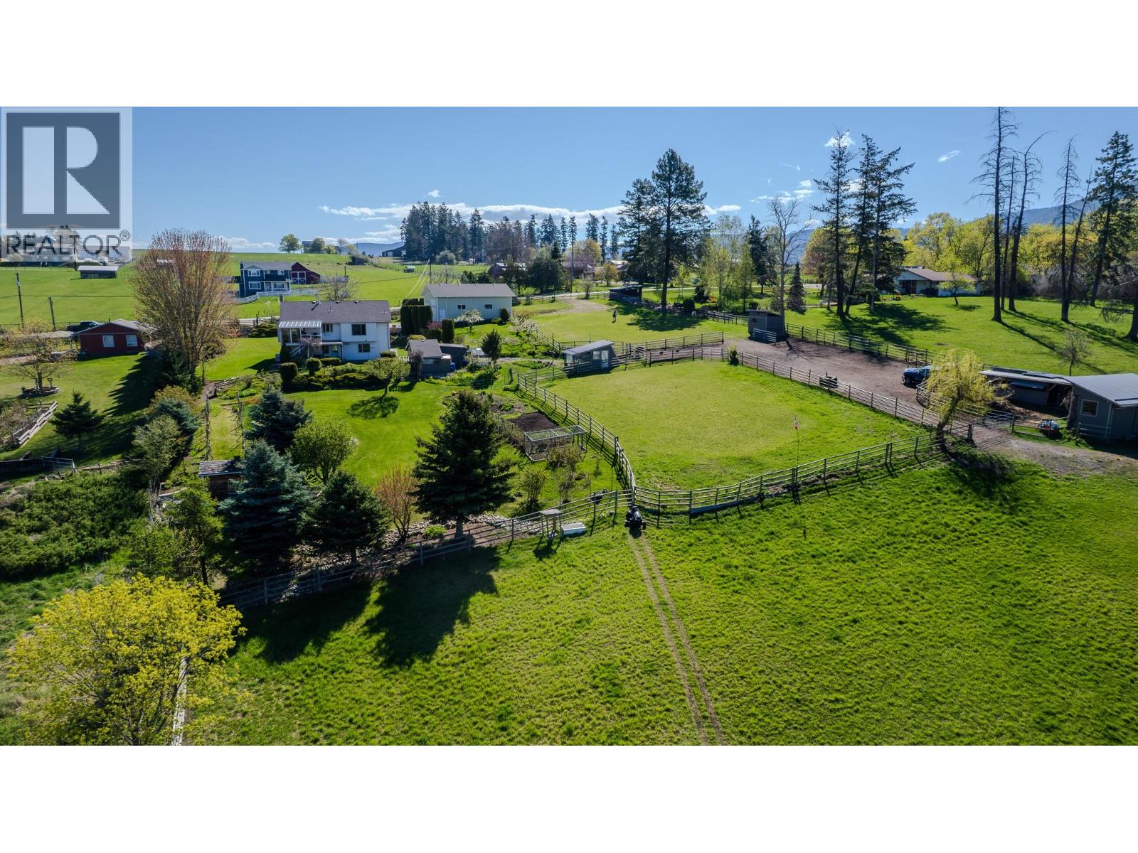 5360 Learmouth Road - 7