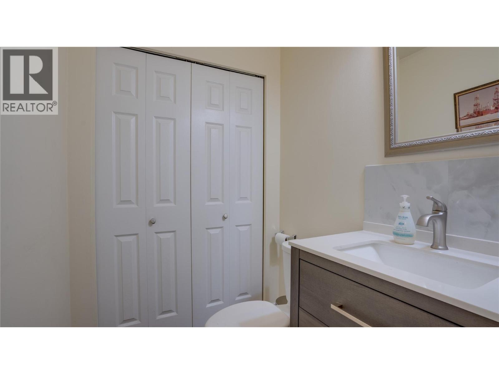 5360 Learmouth Road - 54