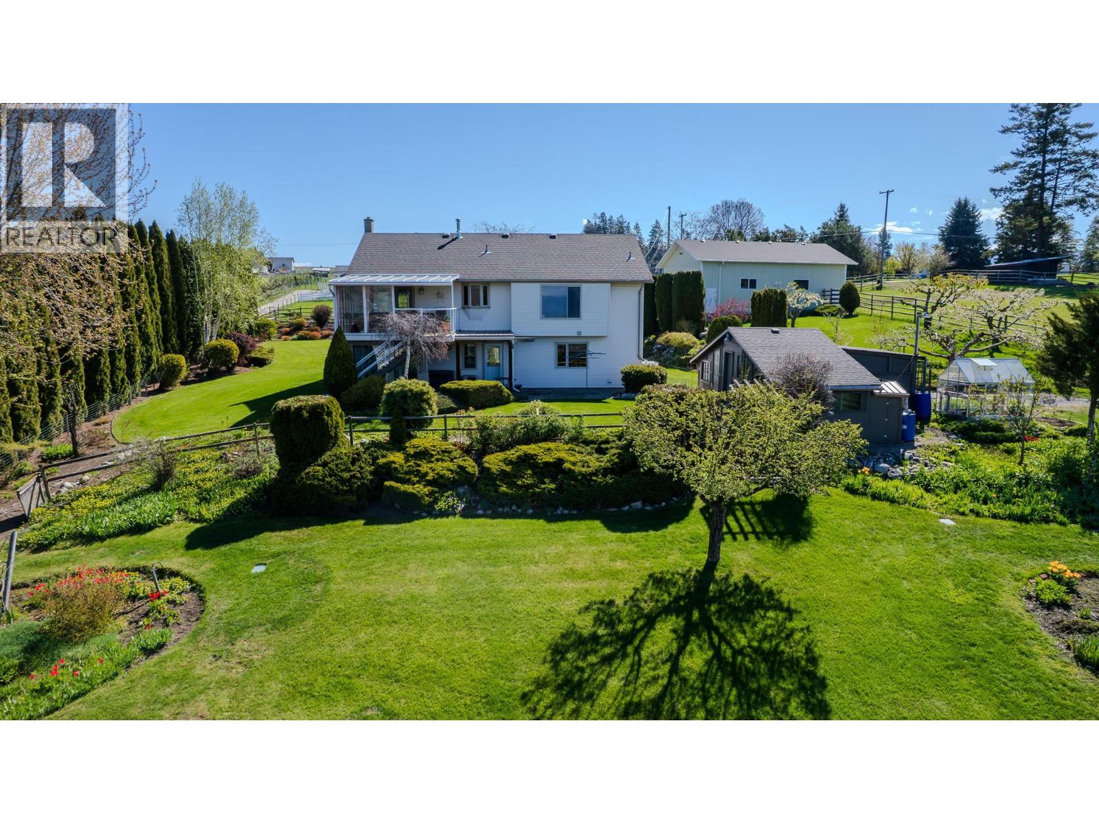 5360 Learmouth Road - 83