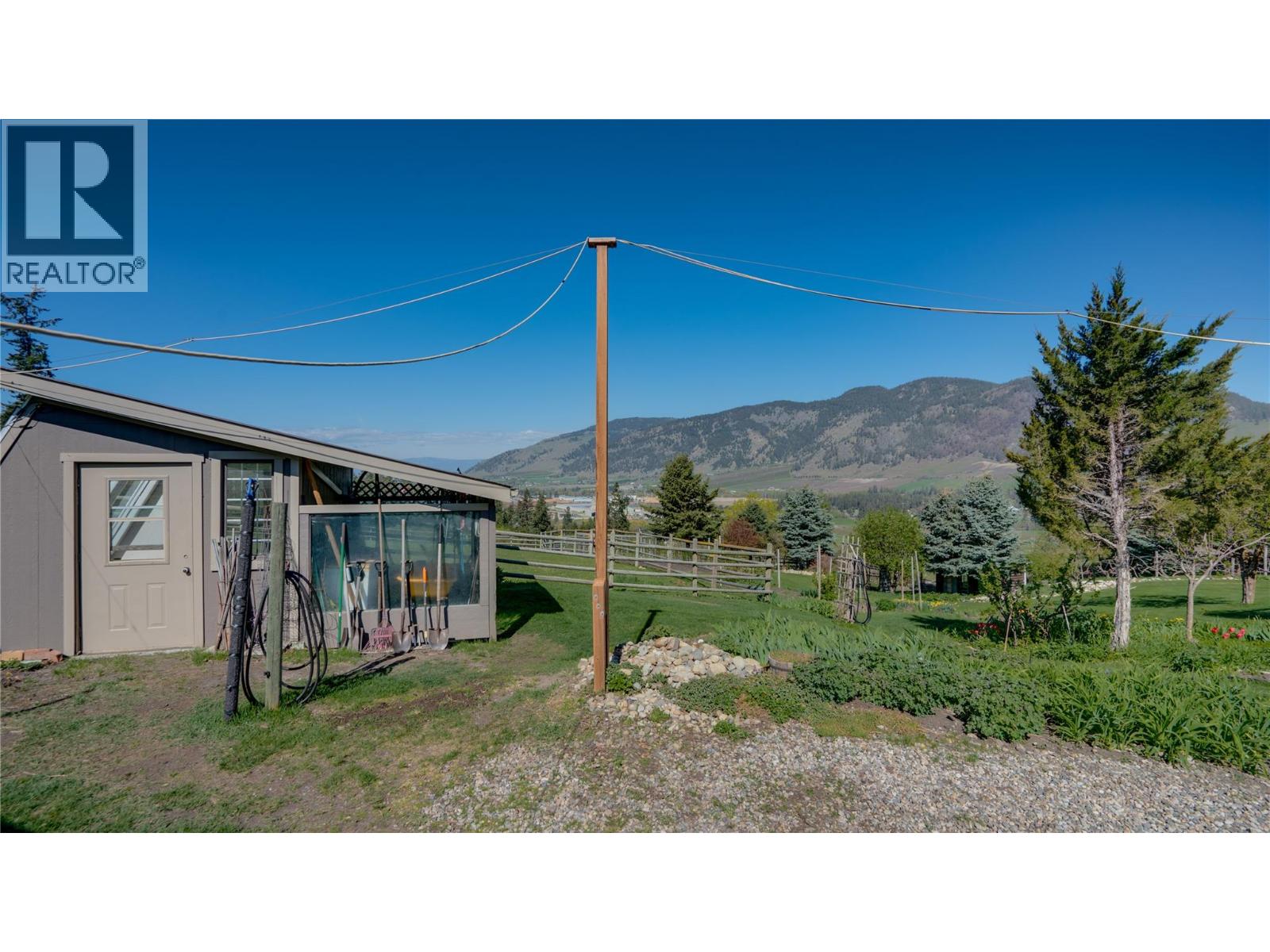 5360 Learmouth Road - 95