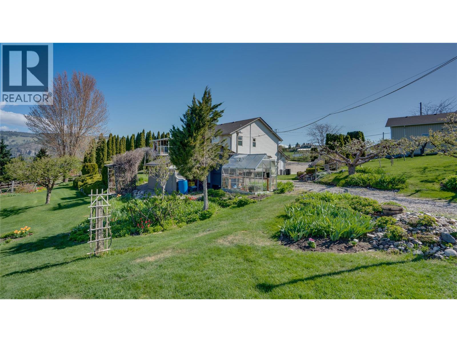 5360 Learmouth Road - 16