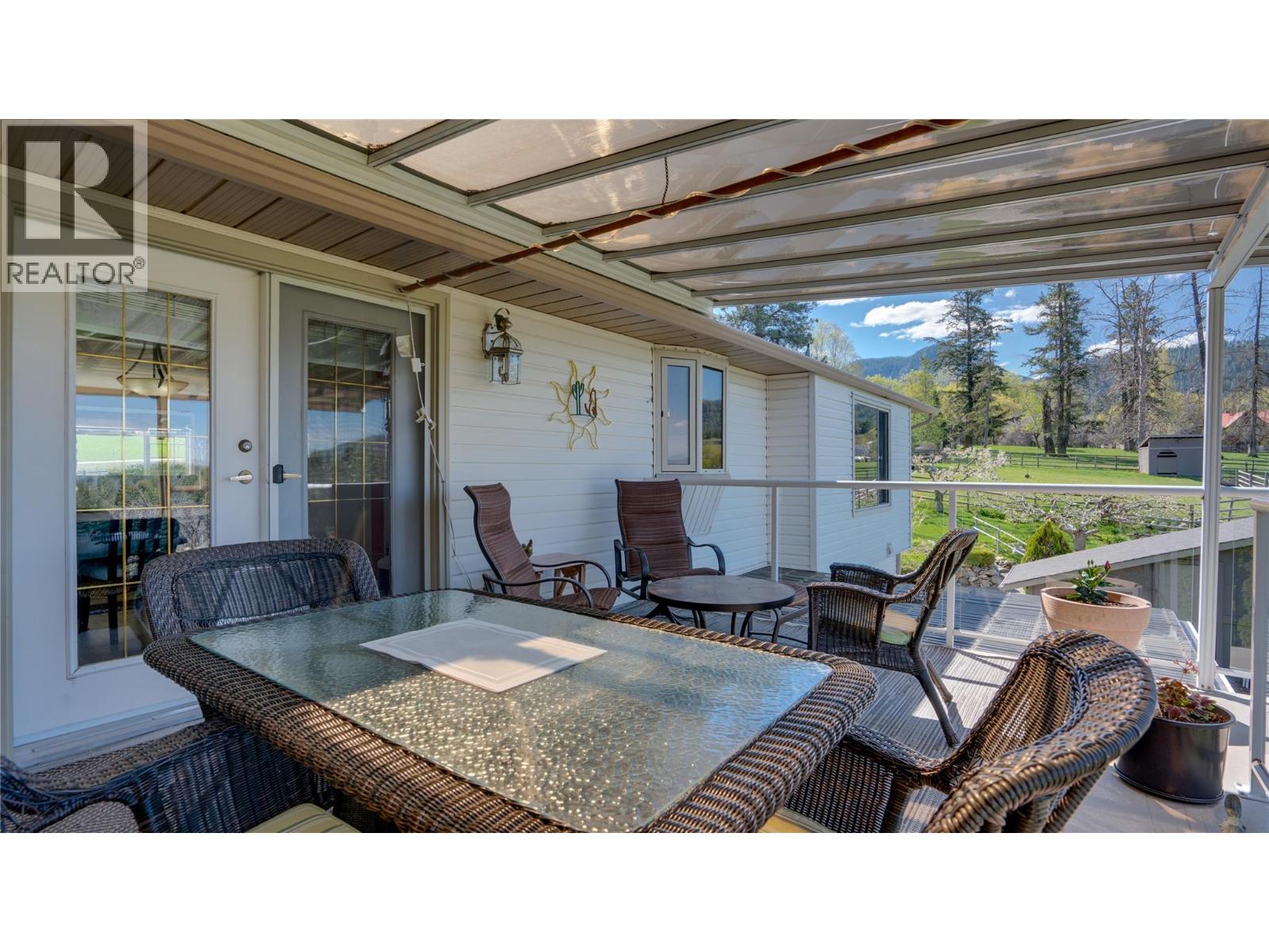 5360 Learmouth Road - 38