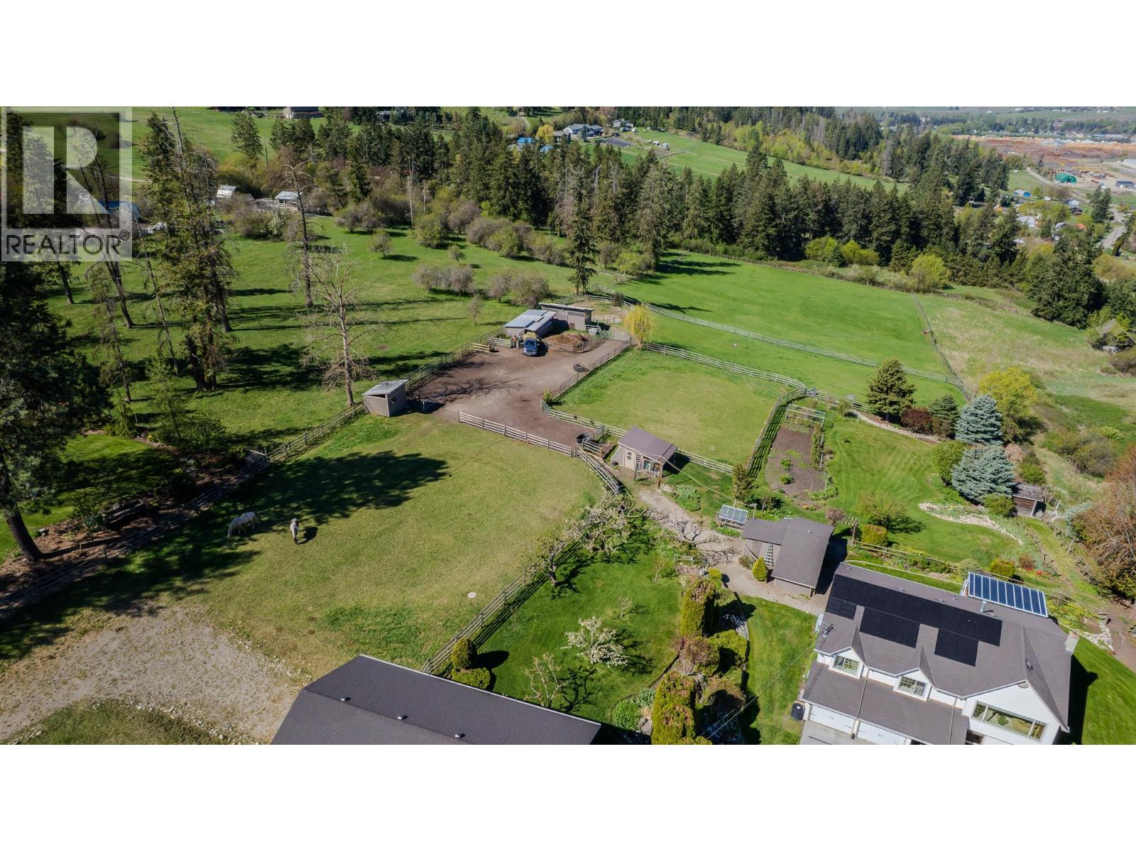 5360 Learmouth Road - 75