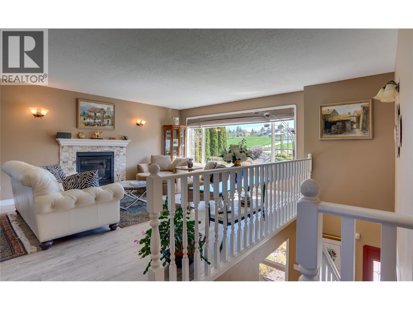 5360 Learmouth Road - 39