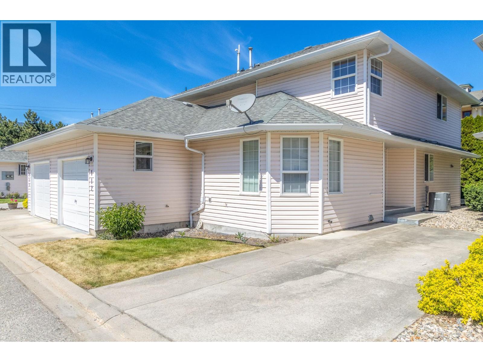  870 10 Street Southwest, Salmon Arm