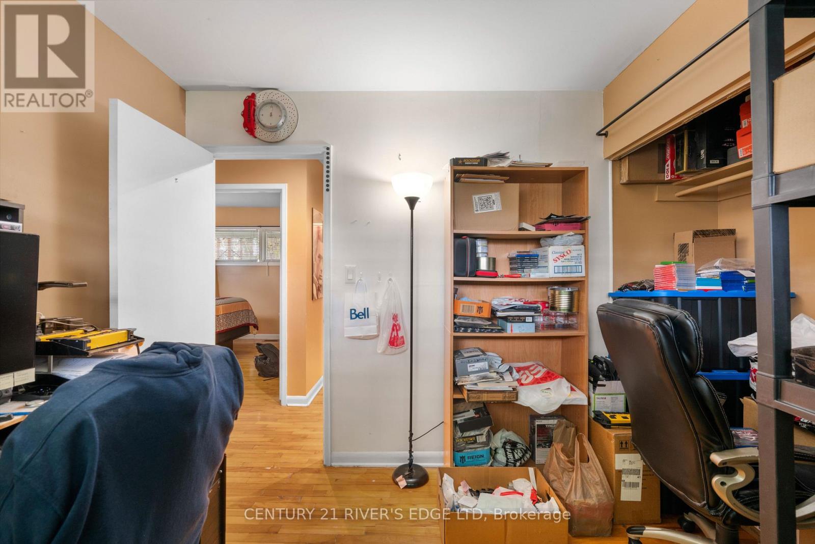 54 LOYALIST STREET - 18