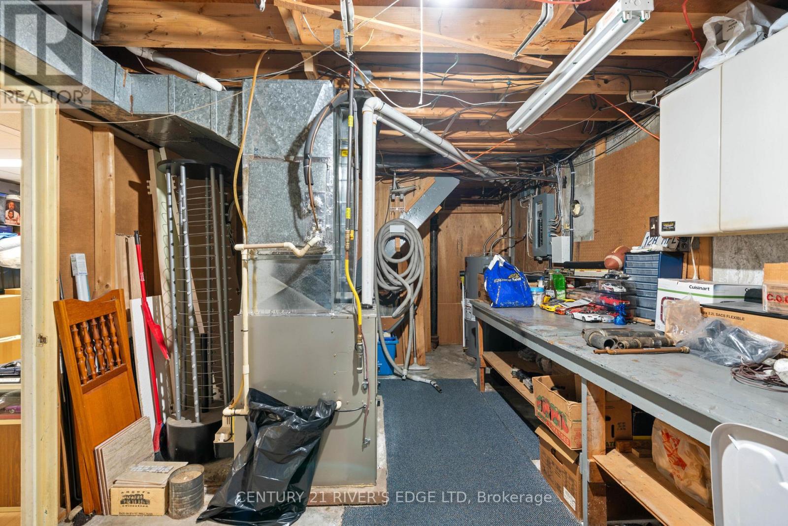 54 LOYALIST STREET - 22