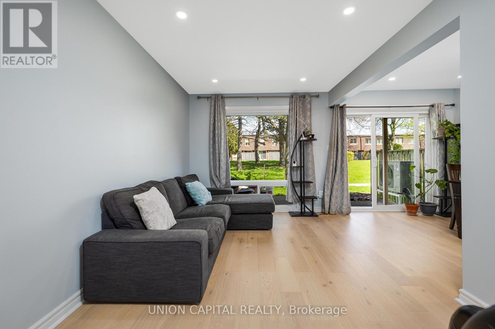 227 HUNTINGDALE BOULEVARD - 7