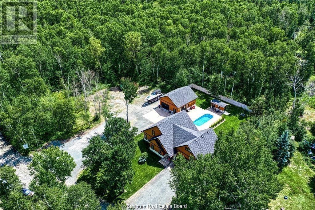 15 Driftwood Avenue - 1