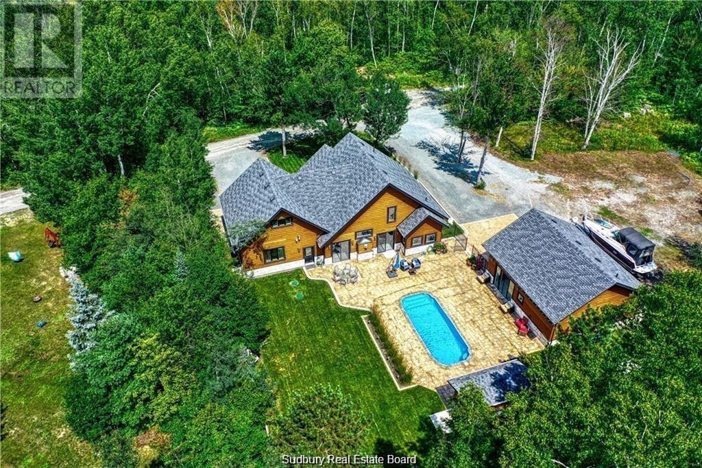 15 Driftwood Avenue - 34