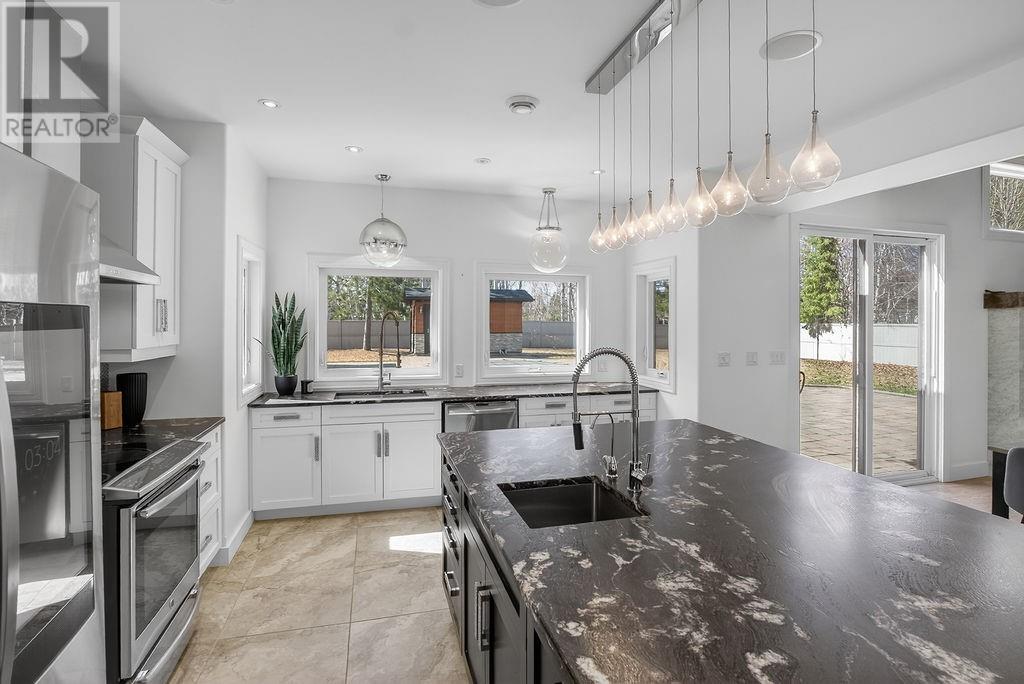 15 Driftwood Avenue - 7
