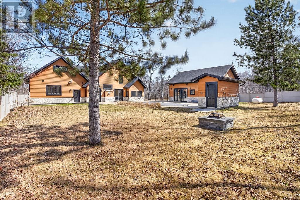 15 Driftwood Avenue - 29