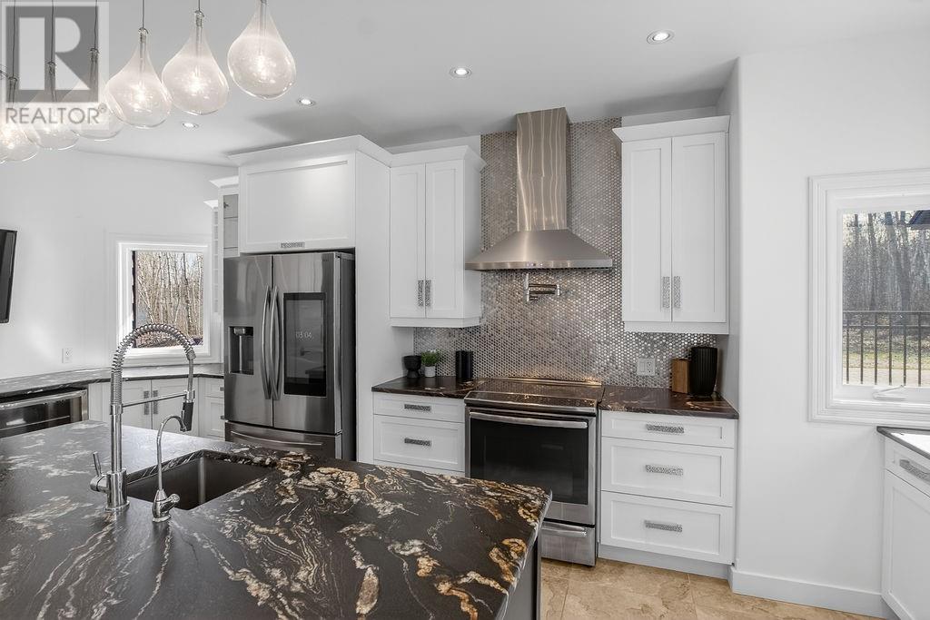15 Driftwood Avenue - 5