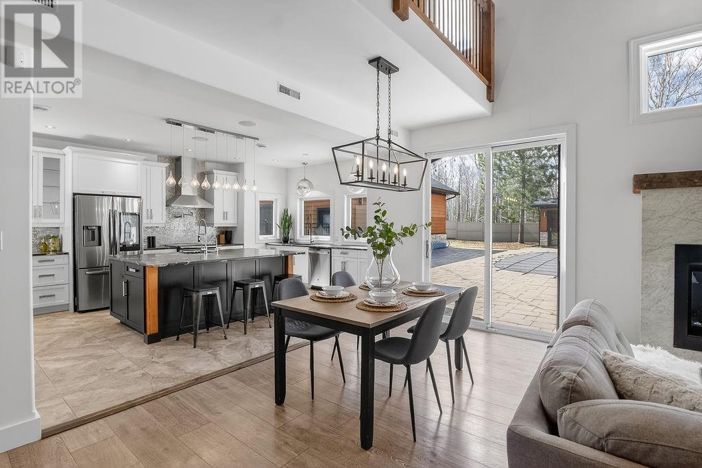15 Driftwood Avenue - 8