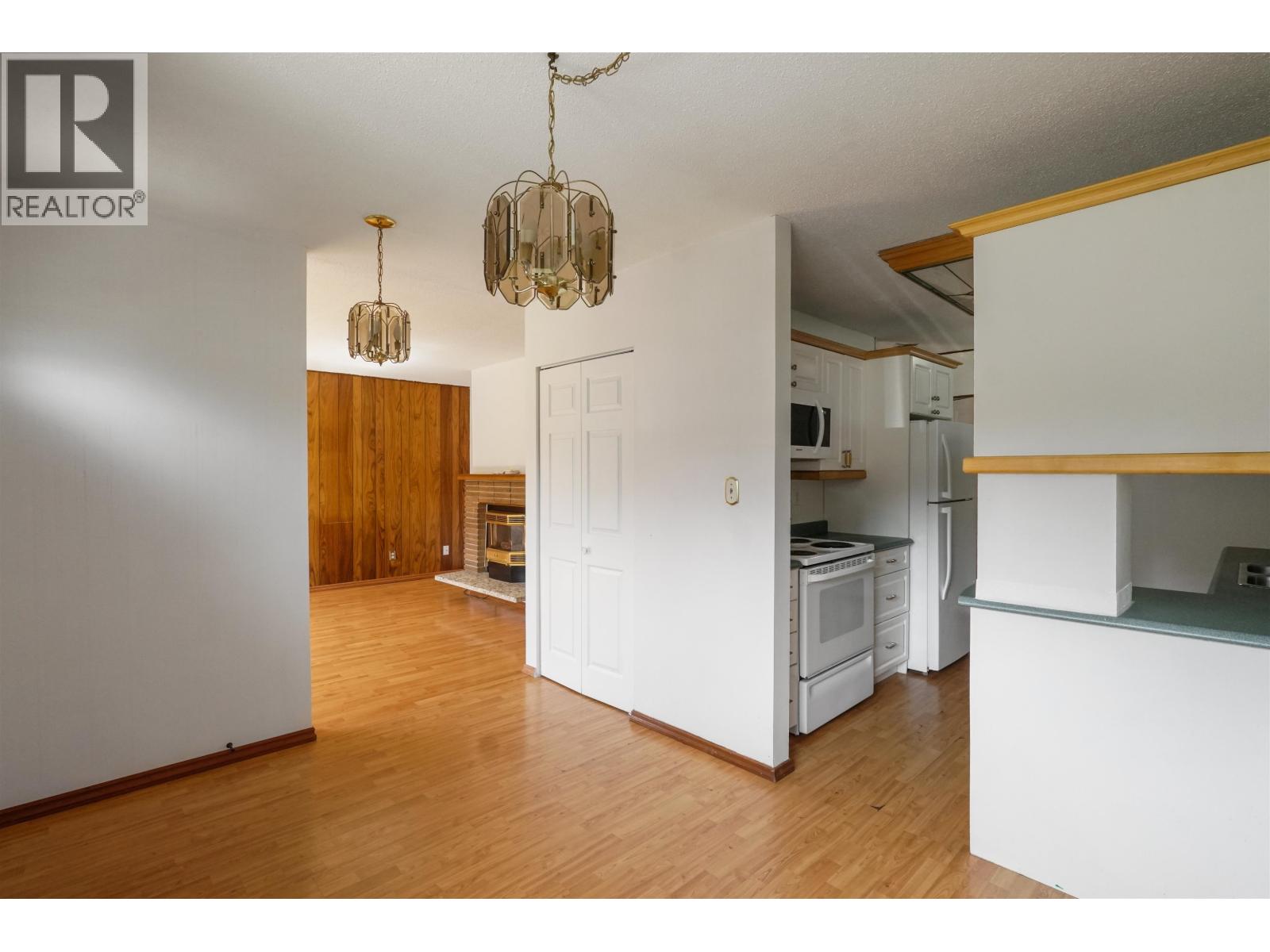 23 DUNN STREET - 9